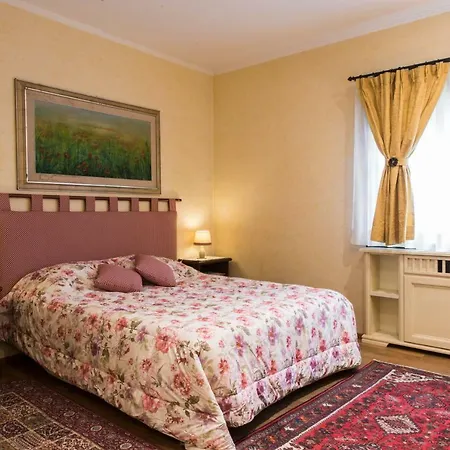 Villa Stylish Florentine In The With Pool *