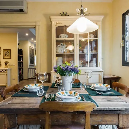 Villa Stylish Florentine In The With Pool *
