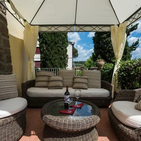 Villa Stylish Florentine In The With Pool